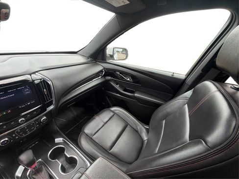 Used 2023 Chevrolet Traverse RS w/ LPO, Floor Liner Package AWD/4WD image 46
