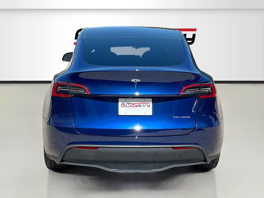 Used 2024 Tesla Model Y Long Range AWD/4WD image 6
