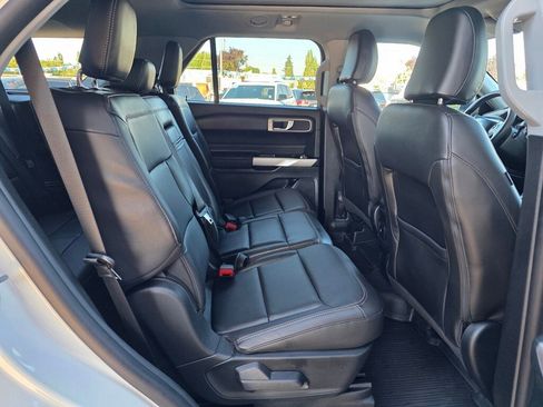 Used 2023 Ford Explorer XLT w/ Equipment Group 202A image 24