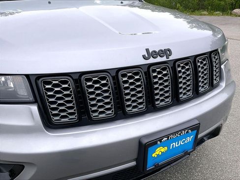 Used 2021 Jeep Grand Cherokee Laredo X AWD/4WD image 27
