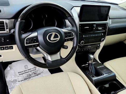 Used 2023 Lexus GX 460 Premium w/ Premium Package image 24