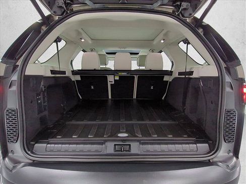 Certified 2026 Land Rover Discovery S AWD/4WD image 6
