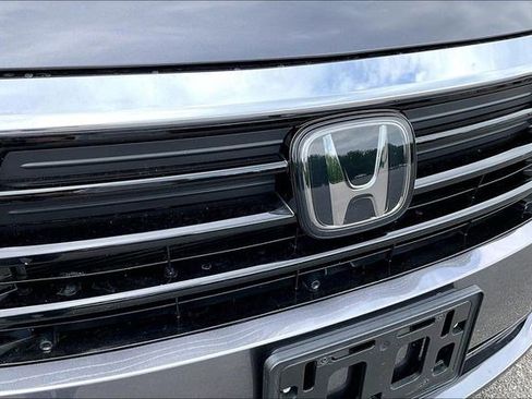 Certified 2024 Honda Odyssey Elite image 29