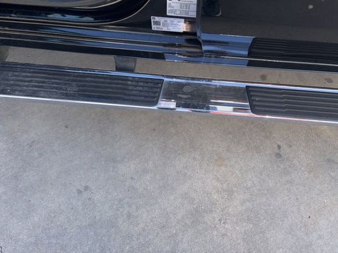 Used 2025 Chevrolet Silverado 2500 LT w/ Convenience Package image 11