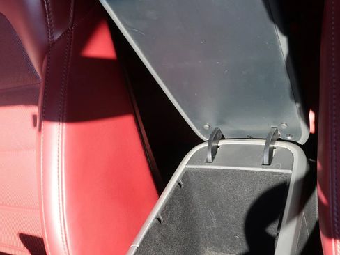 Used 2018 Kia Stinger GT2 image 30