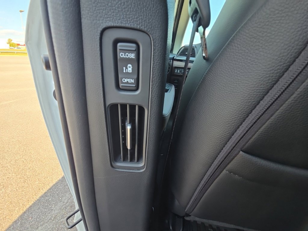 New 2027 Honda Odyssey Elite image 18