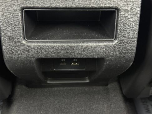 Used 2022 Mitsubishi Outlander SE image 30