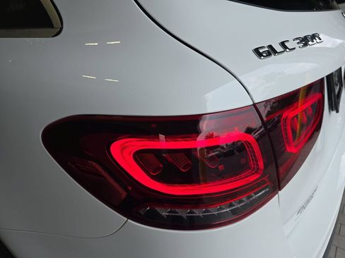 Used 2021 Mercedes-Benz GLC 300 4MATIC image 35