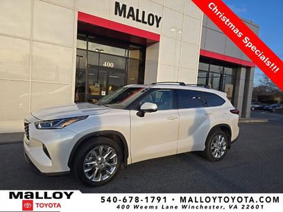 Used 2023 Toyota Highlander Limited