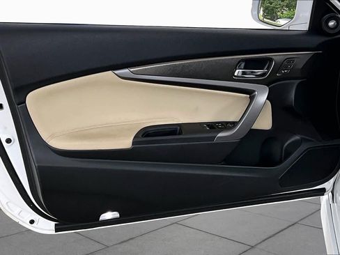 Used 2016 Honda Accord Touring image 22