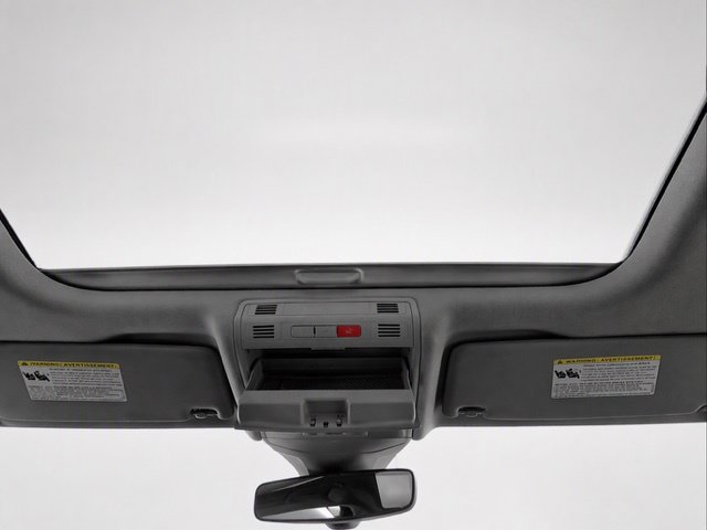 Used 2023 Volkswagen Jetta SE w/ Panoramic Sunroof Package FWD image 21