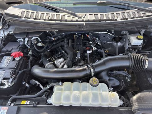 Used 2022 Ford Expedition Limited AWD/4WD image 31