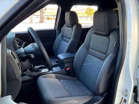 New 2026 Nissan Frontier SV w/ Tow Package image 9