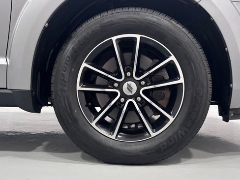 Used 2018 Dodge Journey SE w/ Blacktop Package FWD image 33