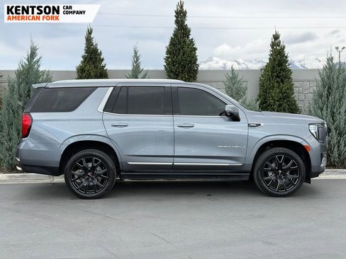 Used 2021 GMC Yukon Denali w/ Denali Premium Package AWD/4WD image 11
