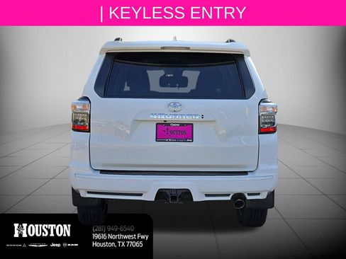 Used 2023 Toyota 4Runner TRD Sport AWD/4WD image 5