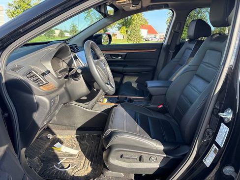 Used 2022 Honda CR-V Touring image 16