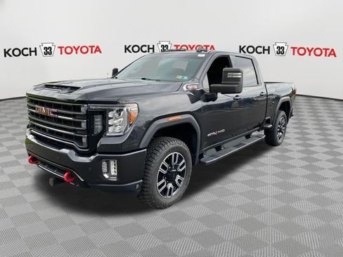Used 2020 GMC Sierra 2500 AT4 w/ AT4 Premium Package AWD/4WD image 3
