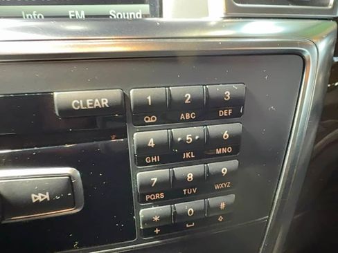 Used 2015 Mercedes-Benz GL 450 4MATIC image 30