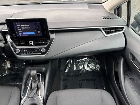 Used 2023 Toyota Corolla LE image 33
