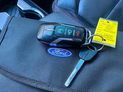Used 2016 Ford Explorer Sport w/ Equipment Group 401A AWD/4WD image 20