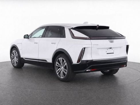 Certified 2024 Cadillac Lyriq Tech w/ Driver Assist Package AWD/4WD image 2