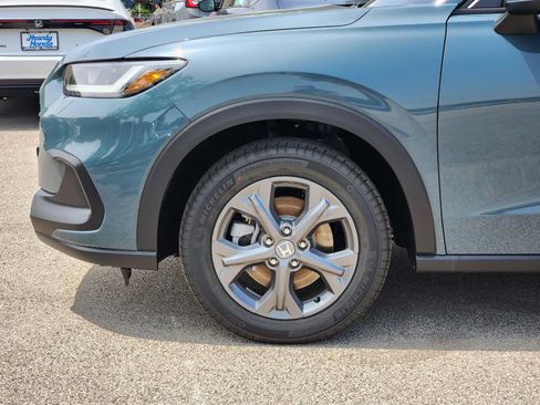 New 2026 Honda HR-V LX image 6