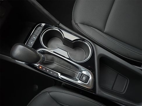 Used 2024 Buick Encore GX Sport Touring image 23