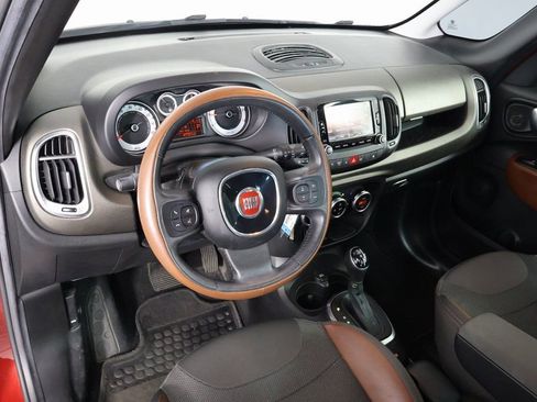 Used 2016 FIAT 500L Trekking image 5