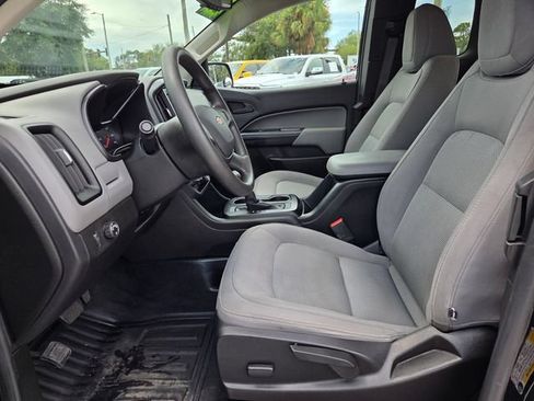 Used 2020 Chevrolet Colorado W/T RWD image 13