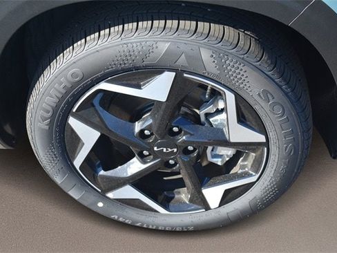 New 2026 Kia Seltos S image 11