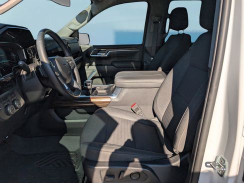 Used 2023 Chevrolet Silverado 1500 LT Trail Boss w/ Protection Package image 17