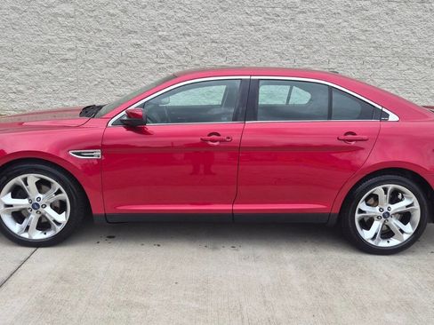 Used 2010 Ford Taurus SHO image 44