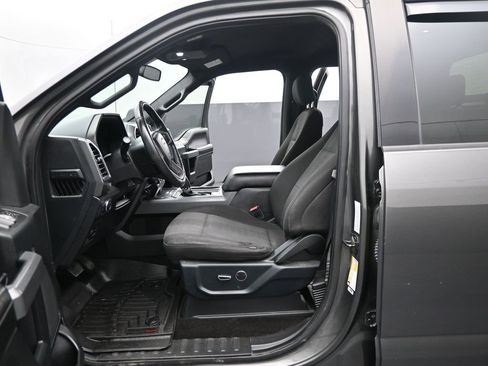 Used 2018 Ford F150 XLT w/ Equipment Group 301A Mid image 10