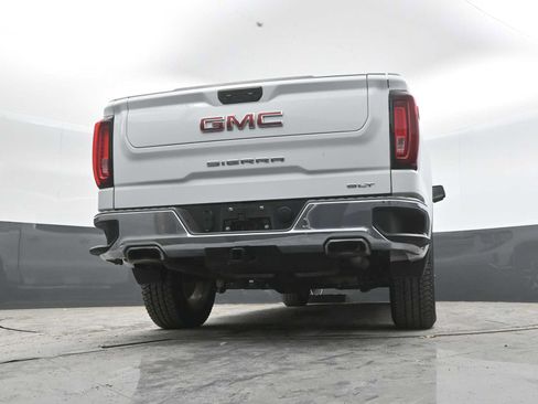 Used 2023 GMC Sierra 1500 SLT w/ SLT Premium Package AWD/4WD image 31