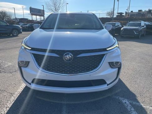 Used 2022 Buick Enclave Avenir image 3