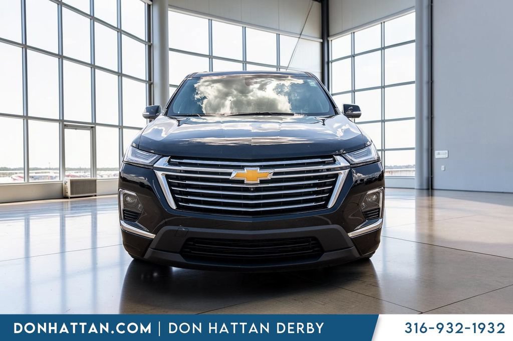 Used 2023 Chevrolet Traverse Premier FWD image 29
