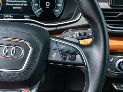 Used 2021 Audi Q5 e Premium Plus w/ Premium Plus Package image 16