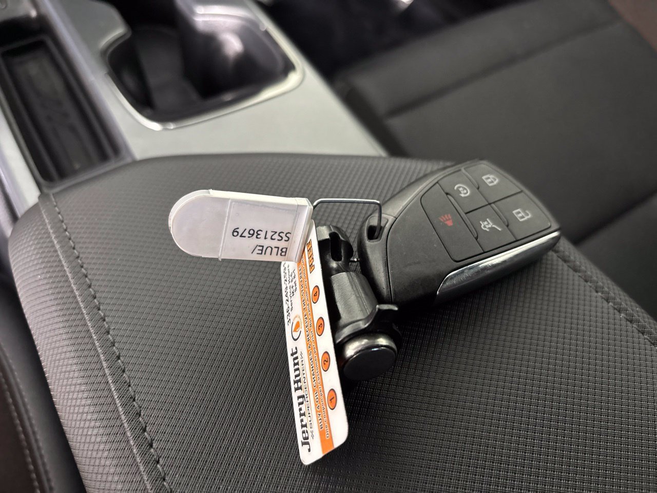 Used 2025 Chevrolet Equinox EV RS FWD image 17