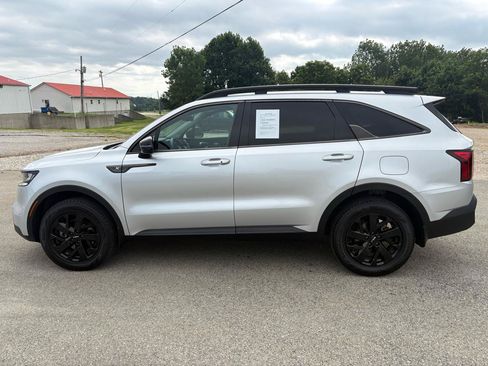 Used 2022 Kia Sorento S AWD/4WD image 6