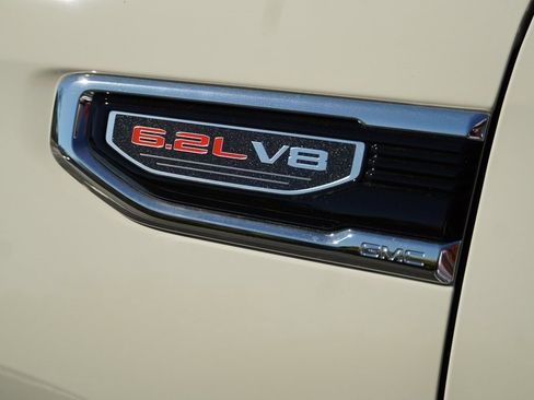 New 2026 GMC Sierra 1500 Denali image 9