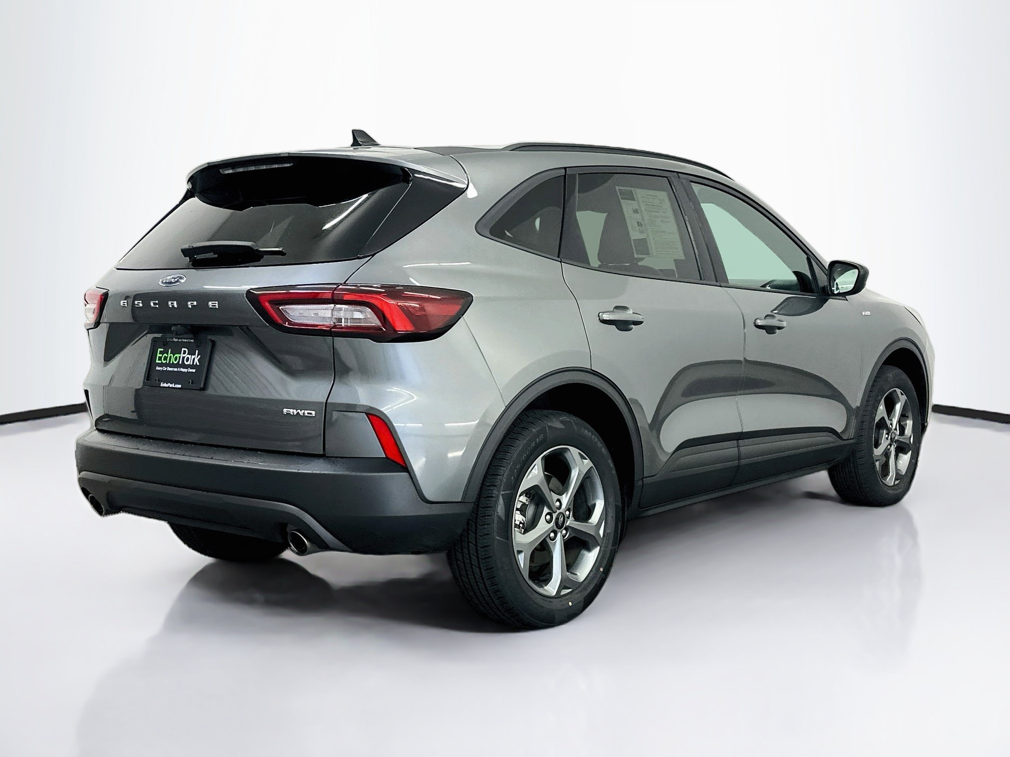 Used 2025 Ford Escape ST-Line AWD/4WD image 9