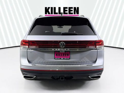 Used 2024 Volkswagen Atlas SE FWD image 6