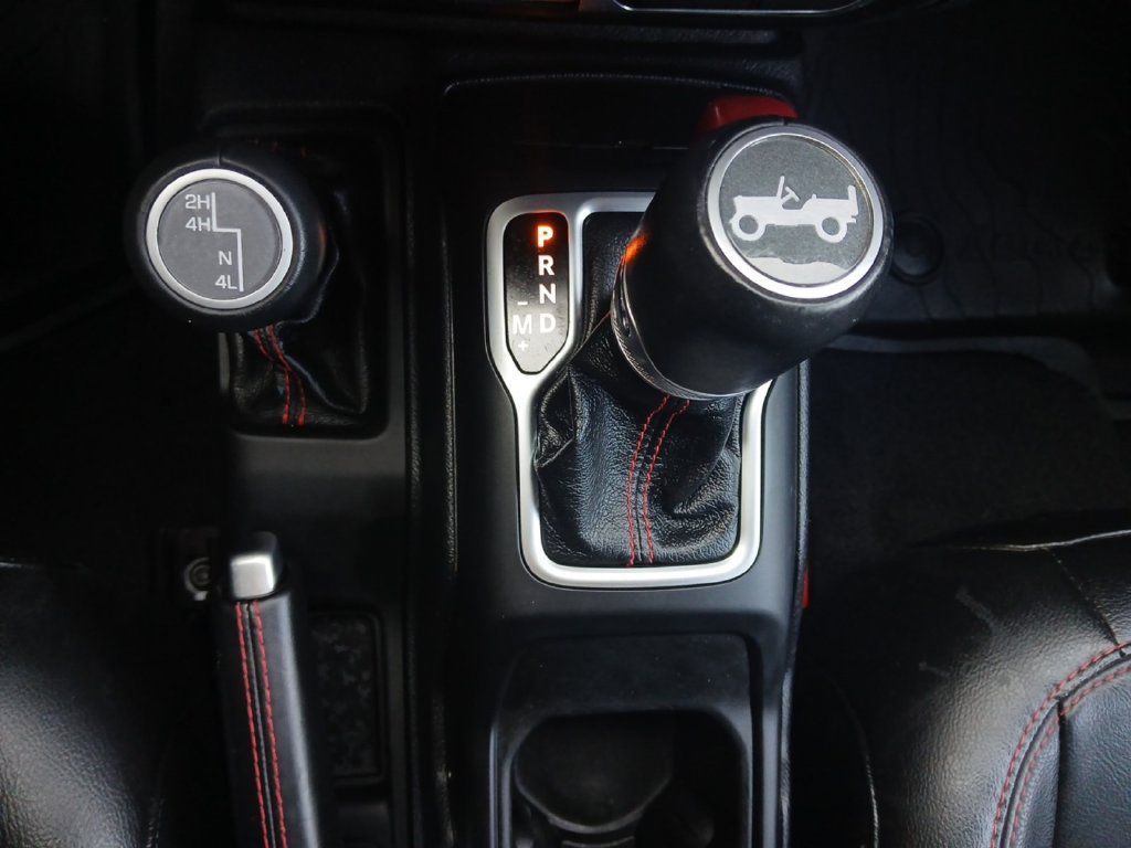 Used 2020 Jeep Wrangler Unlimited Rubicon AWD/4WD image 10