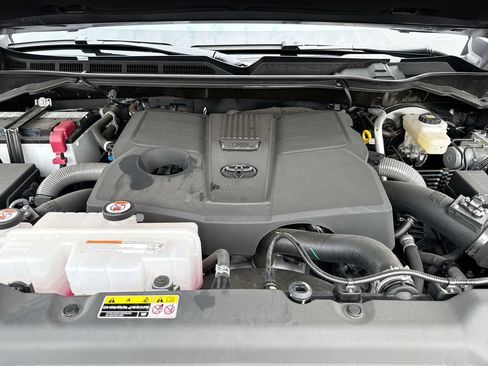 Used 2026 Toyota Tundra Limited w/ TRD Off-Road Package AWD/4WD image 26
