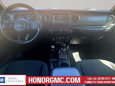 Used 2022 Jeep Gladiator Sport AWD/4WD image 8