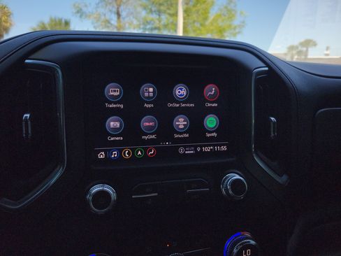 Certified 2021 GMC Sierra 1500 AT4 w/ AT4 Value Package AWD/4WD image 22
