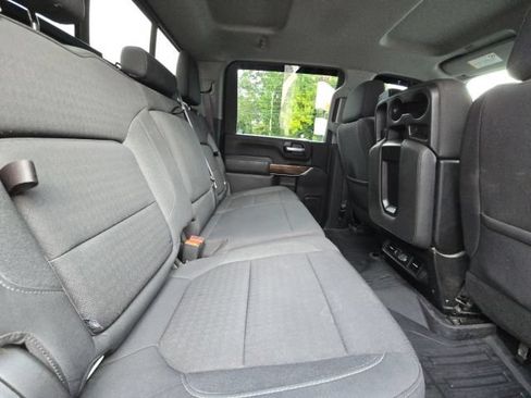 Used 2022 GMC Sierra 2500 SLE w/ SLE Convenience Package AWD/4WD image 15