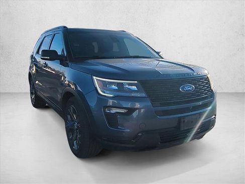Used 2018 Ford Explorer Sport w/ Equipment Group 401A image 3