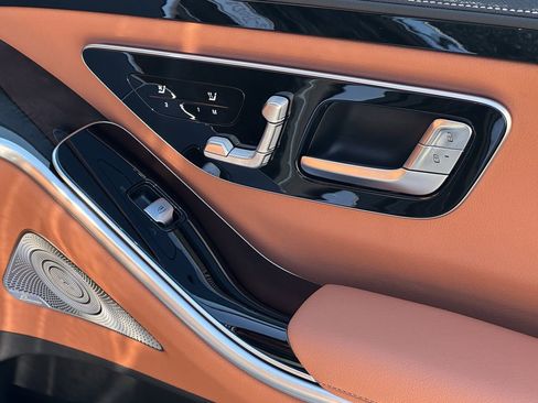 New 2026 Mercedes-Benz S 500 4MATIC image 17